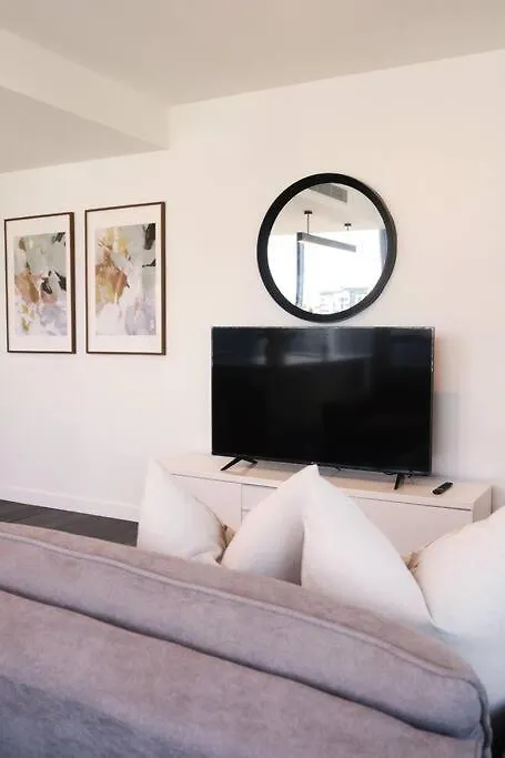 Southbank Apartment With Pool Brisbane Cbd Hosted By Homestayz 0*,