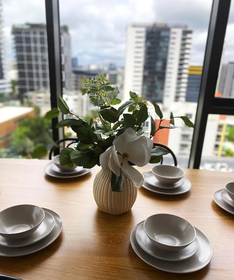 Southbank Apartment With Pool Brisbane Cbd Hosted By Homestayz Australia